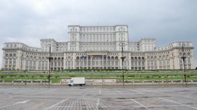 Romanian government drafts bill to allow ex-convicts to take ministerial posts